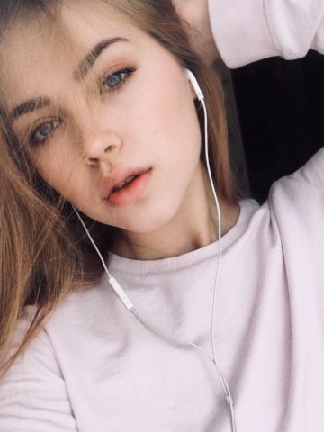 Леночка